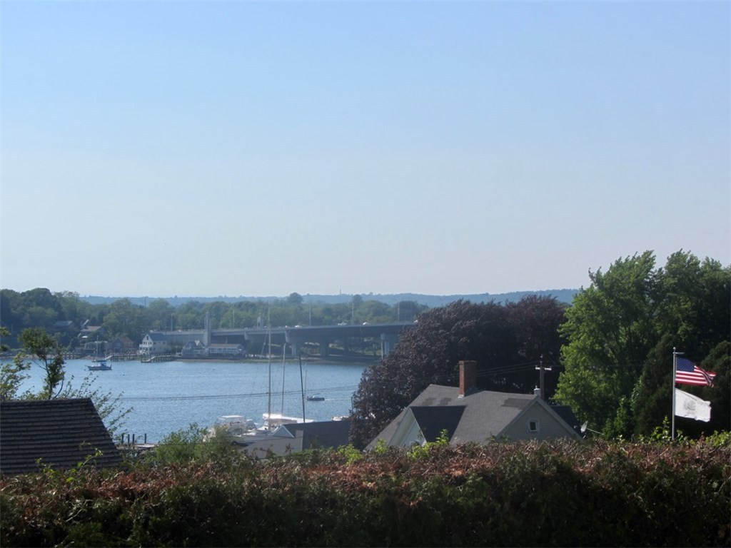 39 Bobbin Hill Road Tiverton, RI 02878 - Photo 36 of 40