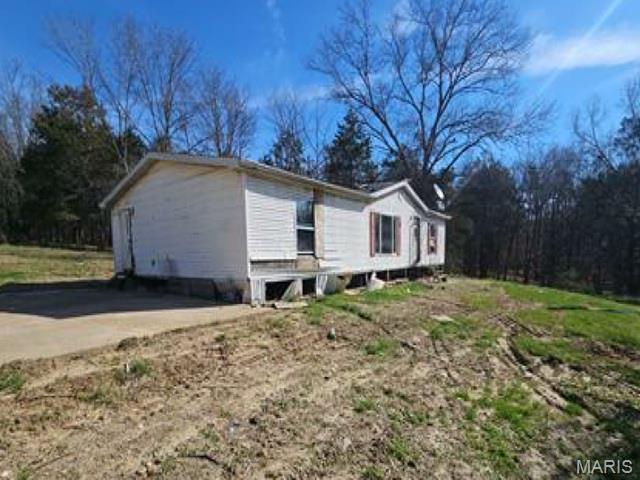 401 Hill Side Road De Soto, MO 63020 - Photo 2 of 10