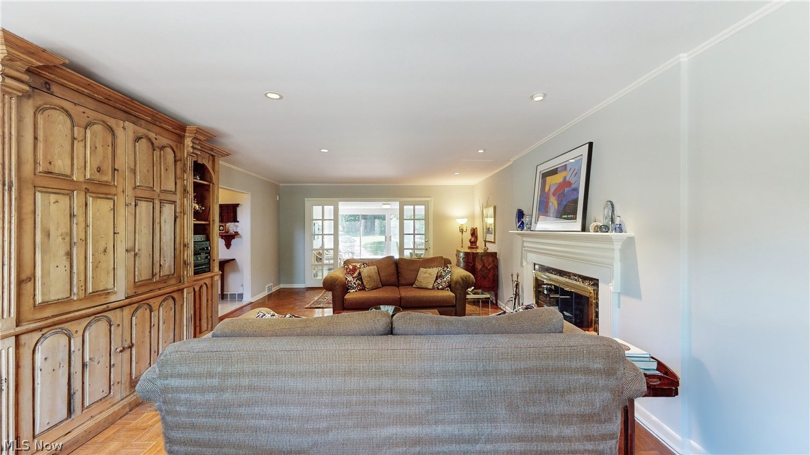 3117 Laurel Road Cleveland, OH 44120 - Photo 8 of 49 Gallery Image 8
