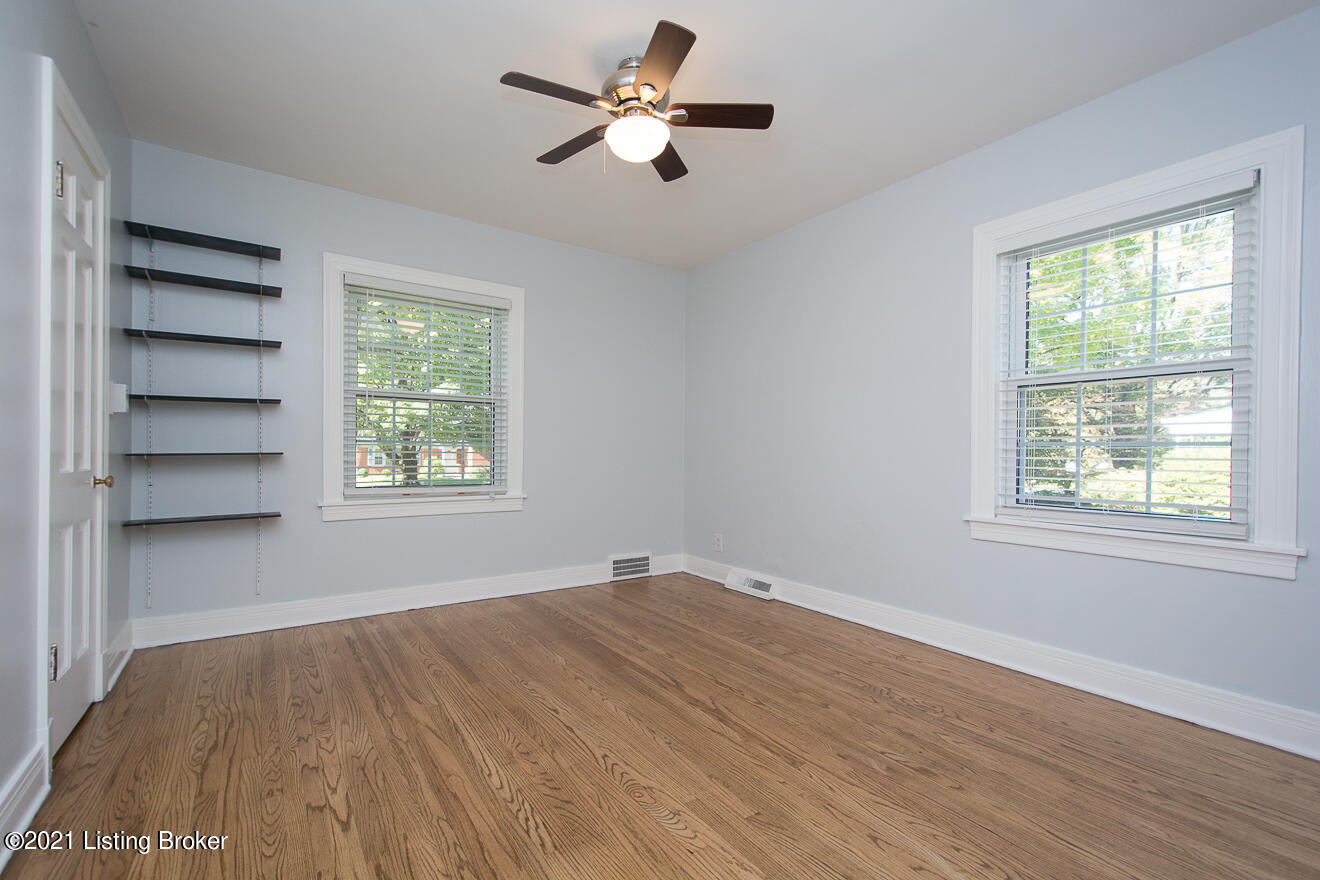 217 Woodcleft Road Louisville, KY 40222 - Photo 28 of 65 Bedroom