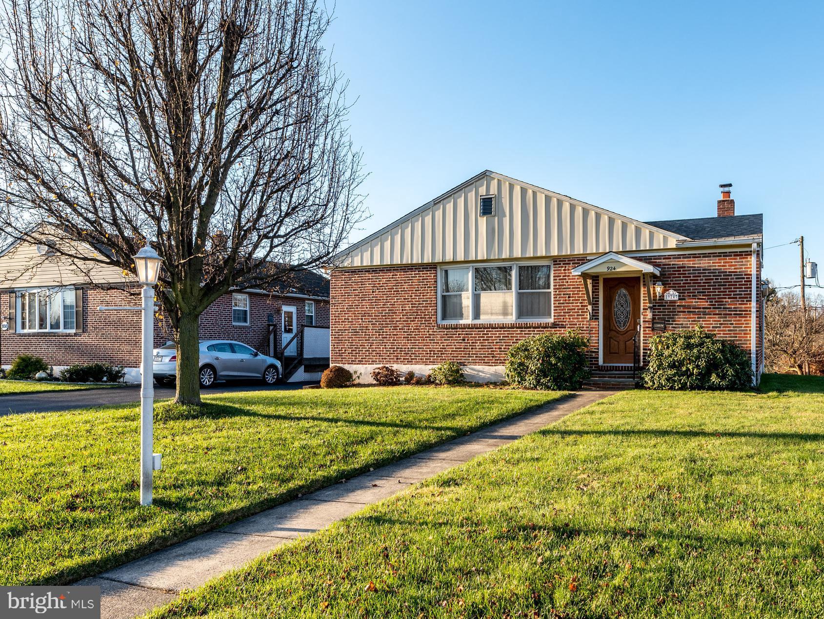 924 Springhaven Road Springfield, PA 19064 - Photo 1 of 26 Exterior Front.