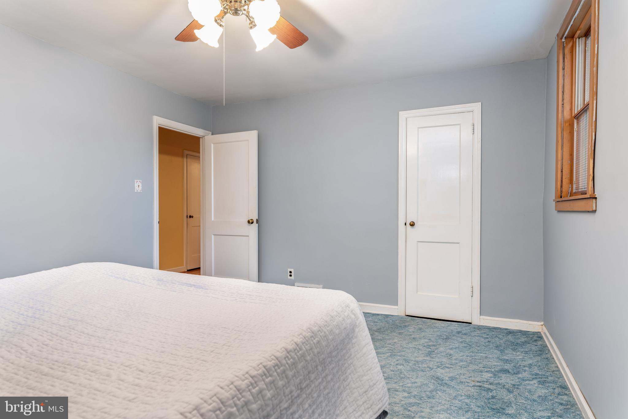 924 Springhaven Road Springfield, PA 19064 - Photo 11 of 26 Main Bedroom.