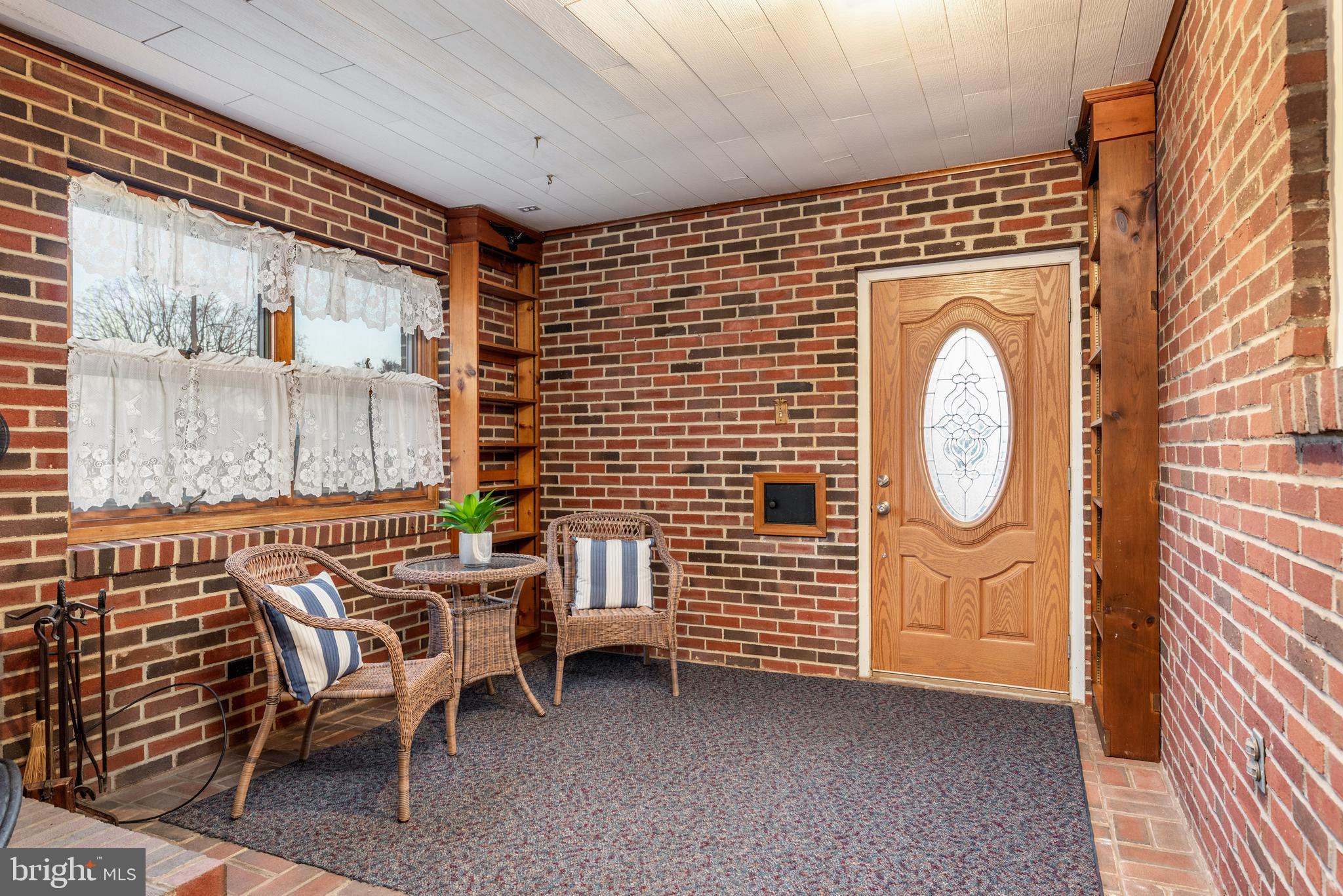 924 Springhaven Road Springfield, PA 19064 - Photo 3 of 26 Enclosed Front Porch.