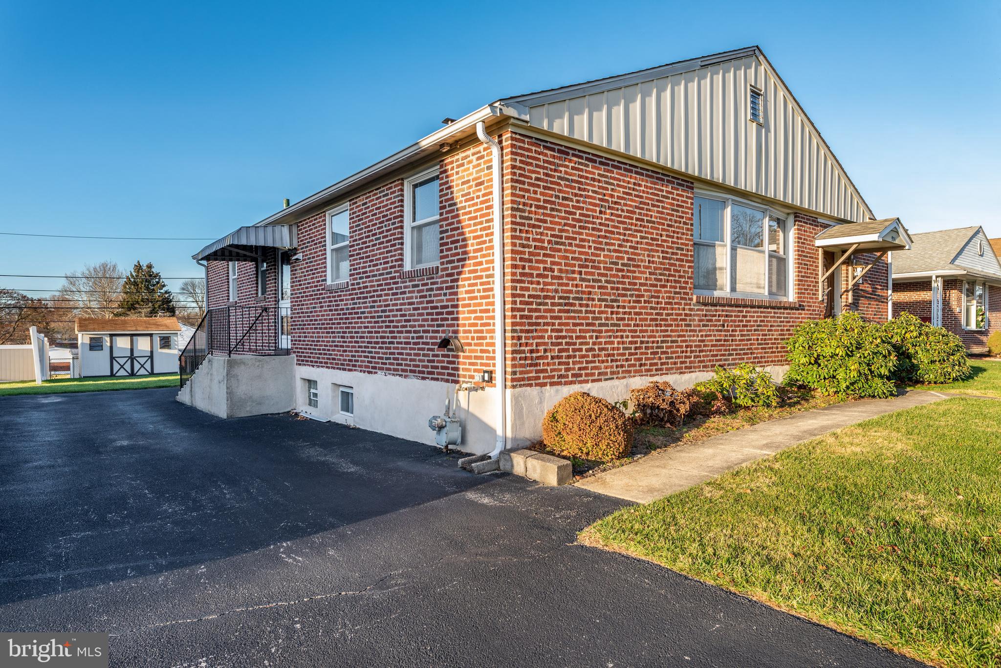 924 Springhaven Road Springfield, PA 19064 - Photo 25 of 26 Side Exterior.