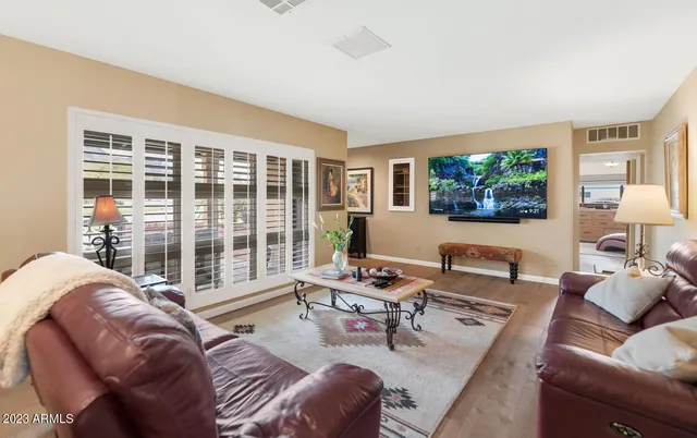 $9,995 | 4597 East Calle Ventura, Phoenix, AZ 85018