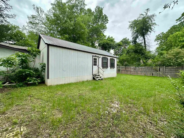 $1,450 | 219 Half Street, Lindale, TX 75771