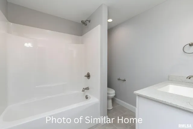 $398,410 | 6 Frank Court, Le Claire, IA 52753