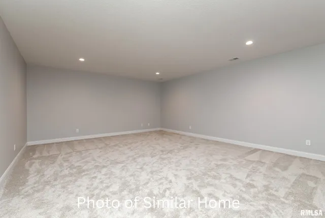 $398,410 | 6 Frank Court, Le Claire, IA 52753