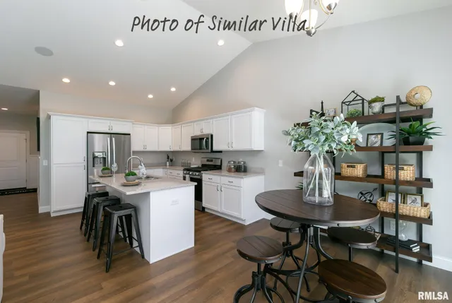 $398,410 | 6 Frank Court, Le Claire, IA 52753