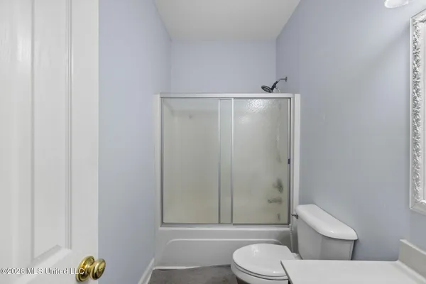 $445,000 | 3450 Woodland Trace North, Southaven, MS 38672