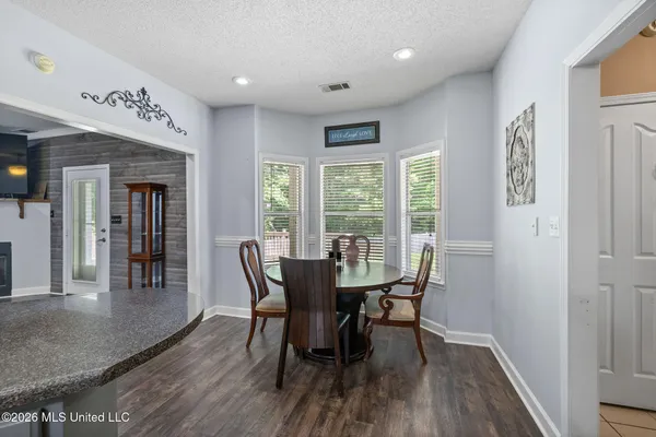 $445,000 | 3450 Woodland Trace North, Southaven, MS 38672