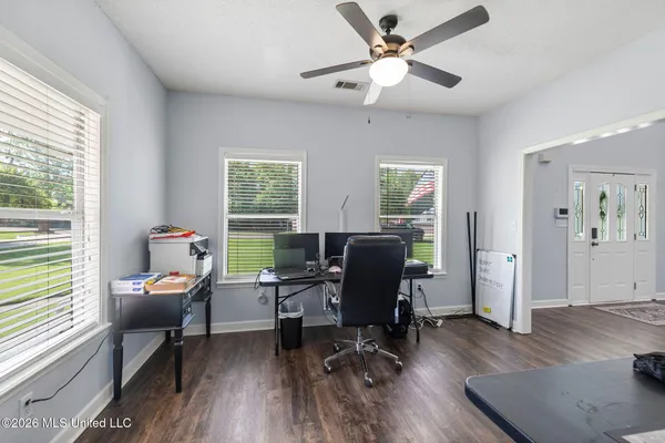 $445,000 | 3450 Woodland Trace North, Southaven, MS 38672