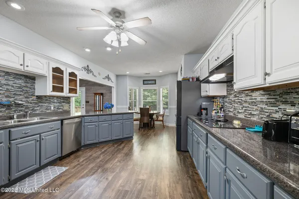 $445,000 | 3450 Woodland Trace North, Southaven, MS 38672
