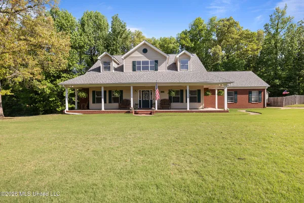 $445,000 | 3450 Woodland Trace North, Southaven, MS 38672