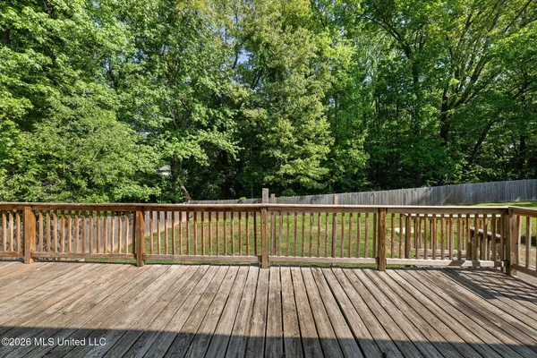 $445,000 | 3450 Woodland Trace North, Southaven, MS 38672