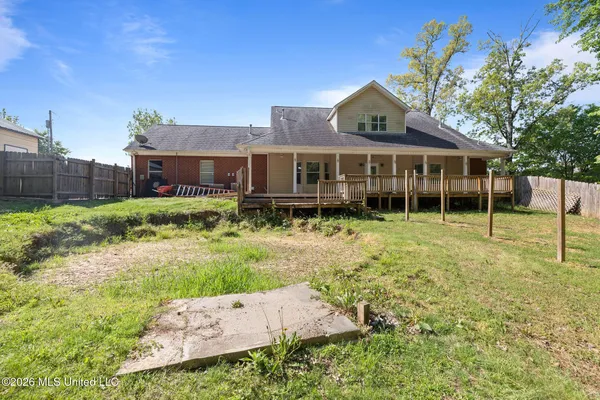 $445,000 | 3450 Woodland Trace North, Southaven, MS 38672