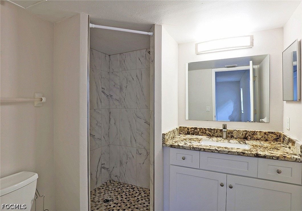 5305 Summerlin Road, Unit 506 Fort Myers, FL 33919 - Photo 7 of 14