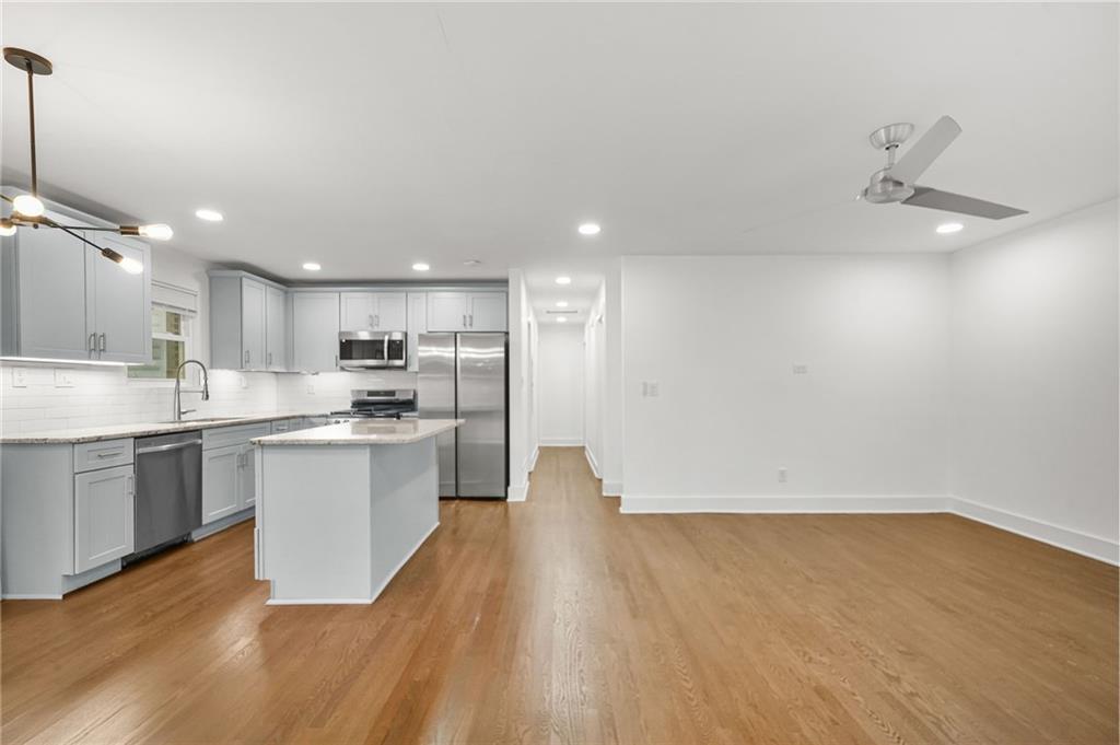 1949 Handley Avenue Southwest Atlanta, GA 30310 - Photo 12 of 25