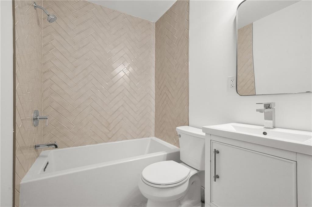 1949 Handley Avenue Southwest Atlanta, GA 30310 - Photo 21 of 25