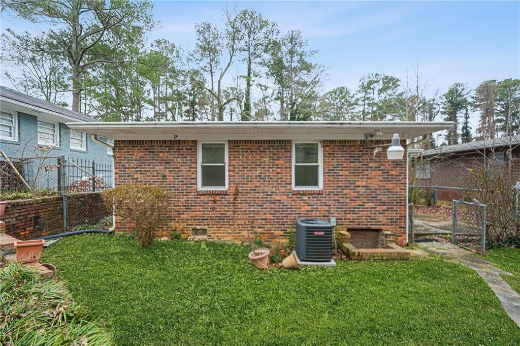 1949 Handley Avenue Southwest Atlanta, GA 30310 - Photo 24 of 25