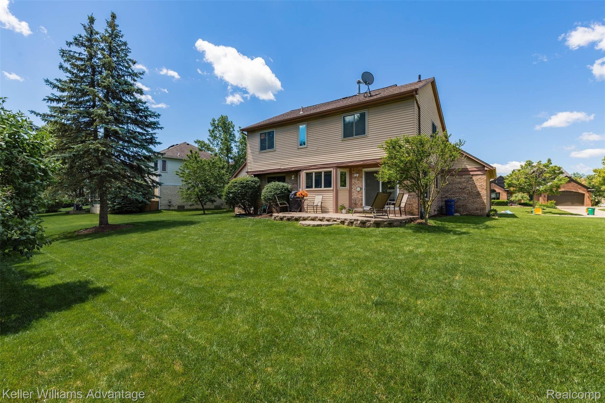 24296 Roma Rdg Drive Novi, MI 48374 - Photo 34 of 50 24296 Roma Ridge Dr-36.jpg