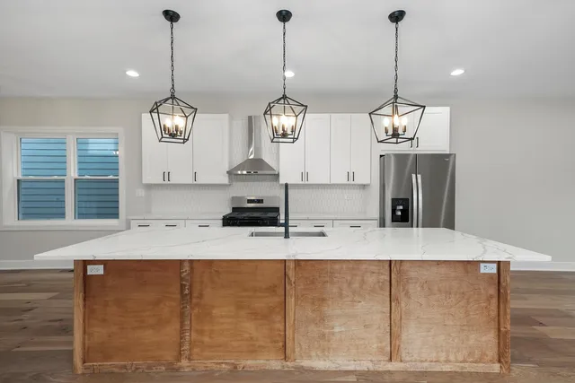 $739,900 | 2224 North Nordica Avenue, Chicago, IL 60707