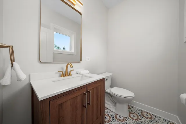 $739,900 | 2224 North Nordica Avenue, Chicago, IL 60707