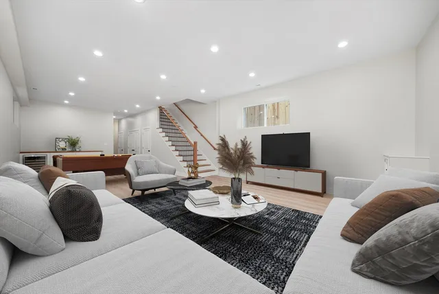 $739,900 | 2224 North Nordica Avenue, Chicago, IL 60707