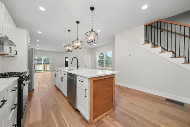 $739,900 | 2224 North Nordica Avenue, Chicago, IL 60707