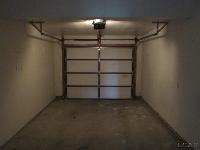 2960 Spielman Road Adrian, MI 49221 - Photo 3 of 14 31221882-2.JPG