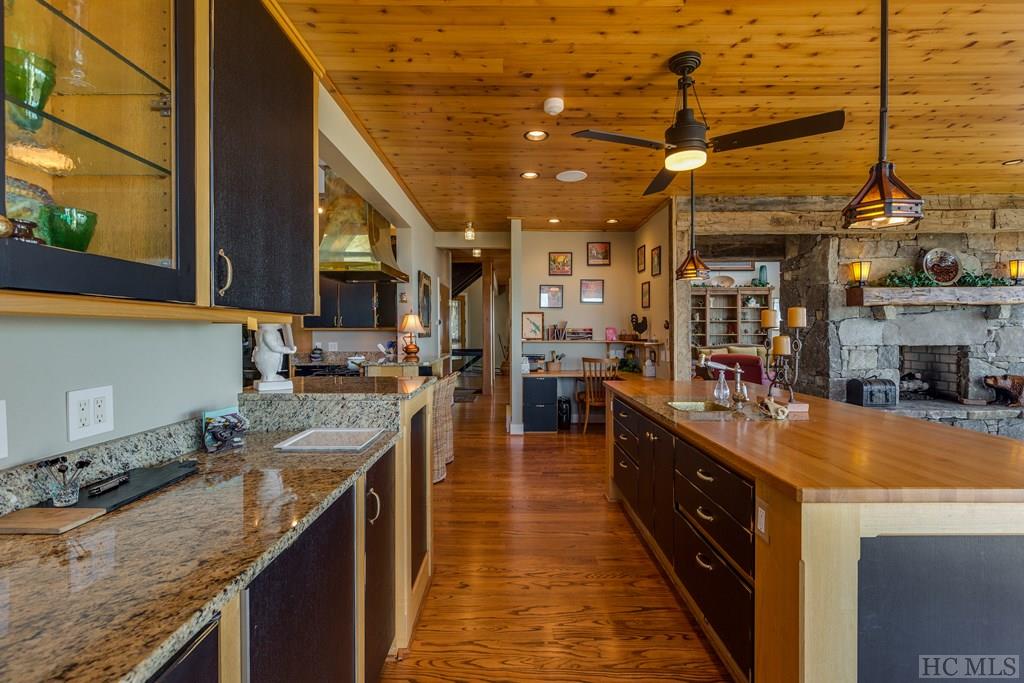 473 Summit Ridge Rd Lake Lake Toxaway, NC 28747 - Photo 14 of 66 Gallery Image 14