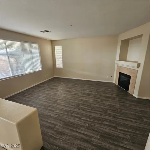 $2,440 | 4599 Deer Forest Avenue, Las Vegas, NV 89139