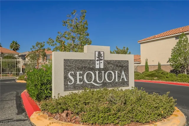 $2,440 | 4599 Deer Forest Avenue, Las Vegas, NV 89139