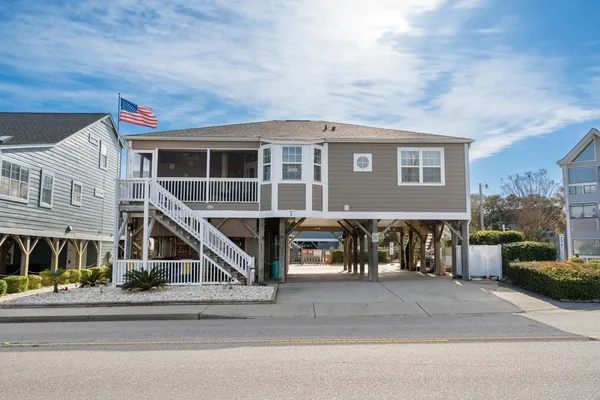 $659,000 | 299 Lake Arrowhead Road, Myrtle Beach, SC 29572