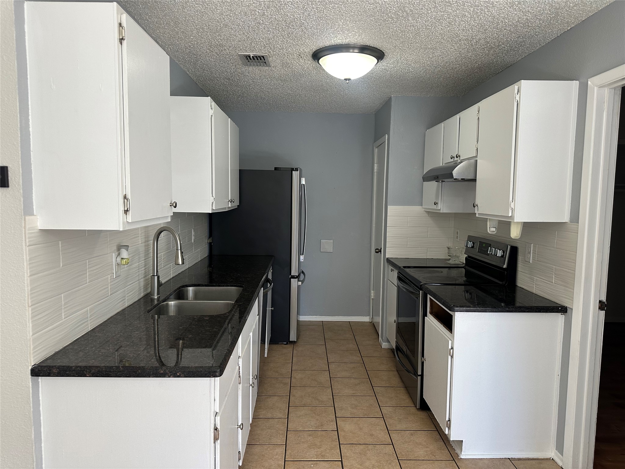 23335 Tree House Lane Spring, TX 77373 - Photo 12 of 14 Kitchen