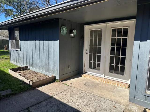 $1,500 | 23335 Tree House Lane, Spring, TX 77373