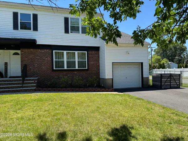 $3,500 | 425 Main Street, Middletown, NJ 07748