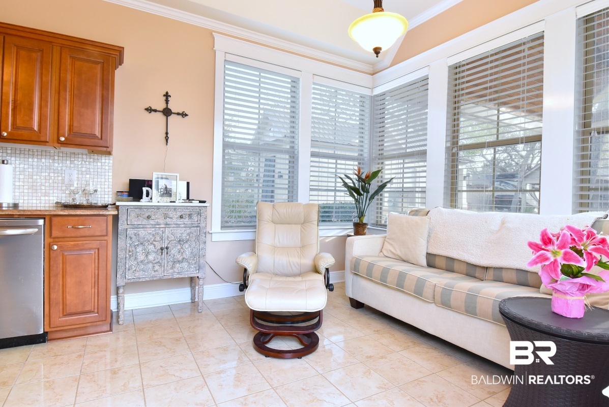 28888 Canal Road, Unit 44 Orange Beach, AL 36561 - Photo 7 of 10