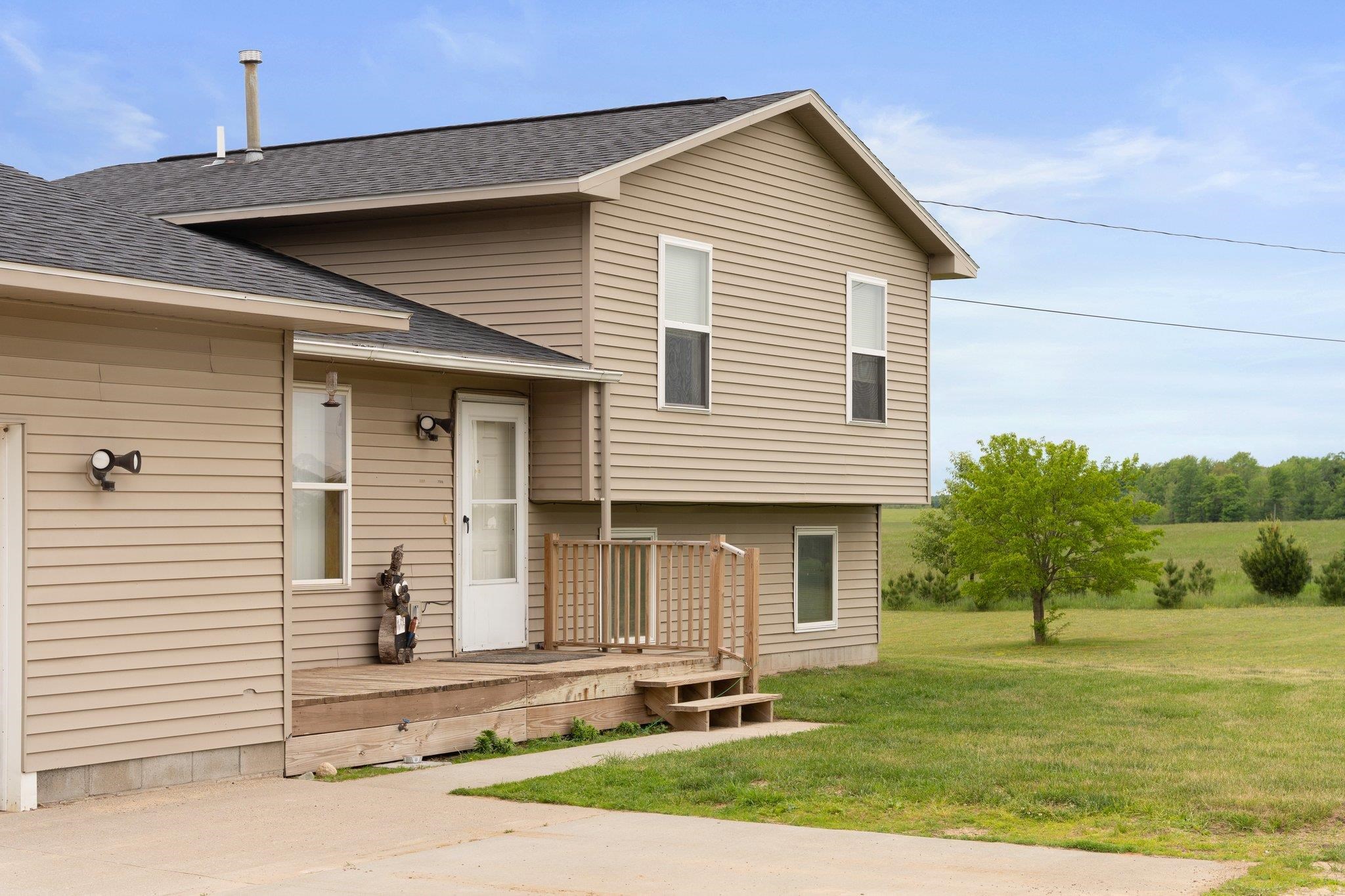 7222 Rahe Road Kingsley, MI 49649 - Photo 50 of 51 1901013-49.JPG
