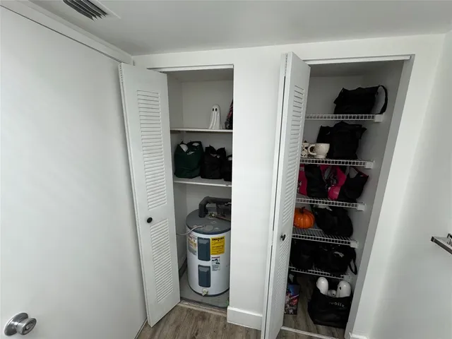 $1,800 | 1651 Southwest 127th Avenue, Unit 211A, Hollywood, FL 33027