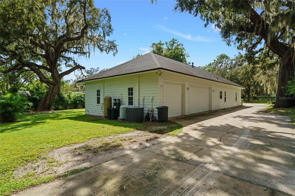 715 Magnolia Street Windermere, FL 34786 - Photo 41 of 44