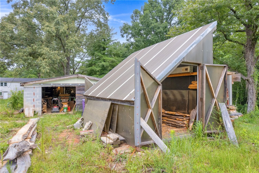 472 T U 1 Walhalla, SC 29691 - Photo 22 of 49 Gallery Image 22