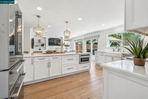 $1,985,000 | 135 Tenby Terrace, Danville, CA 94506