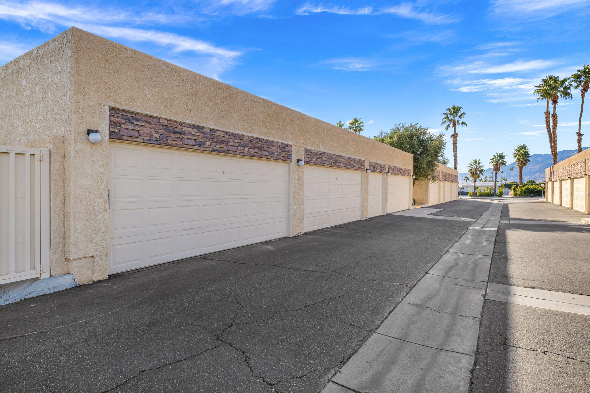 200 East Racquet Club Road, Unit 11 Palm Springs, CA 92262 - Photo 45 of 45 6-web-or-mls-2Z7A8192 (1)
