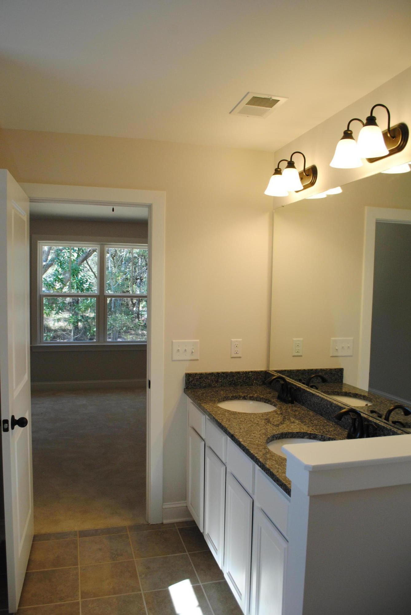 961 Dills Bluff Road Charleston, SC 29412 - Photo 13 of 17 DSC_0026