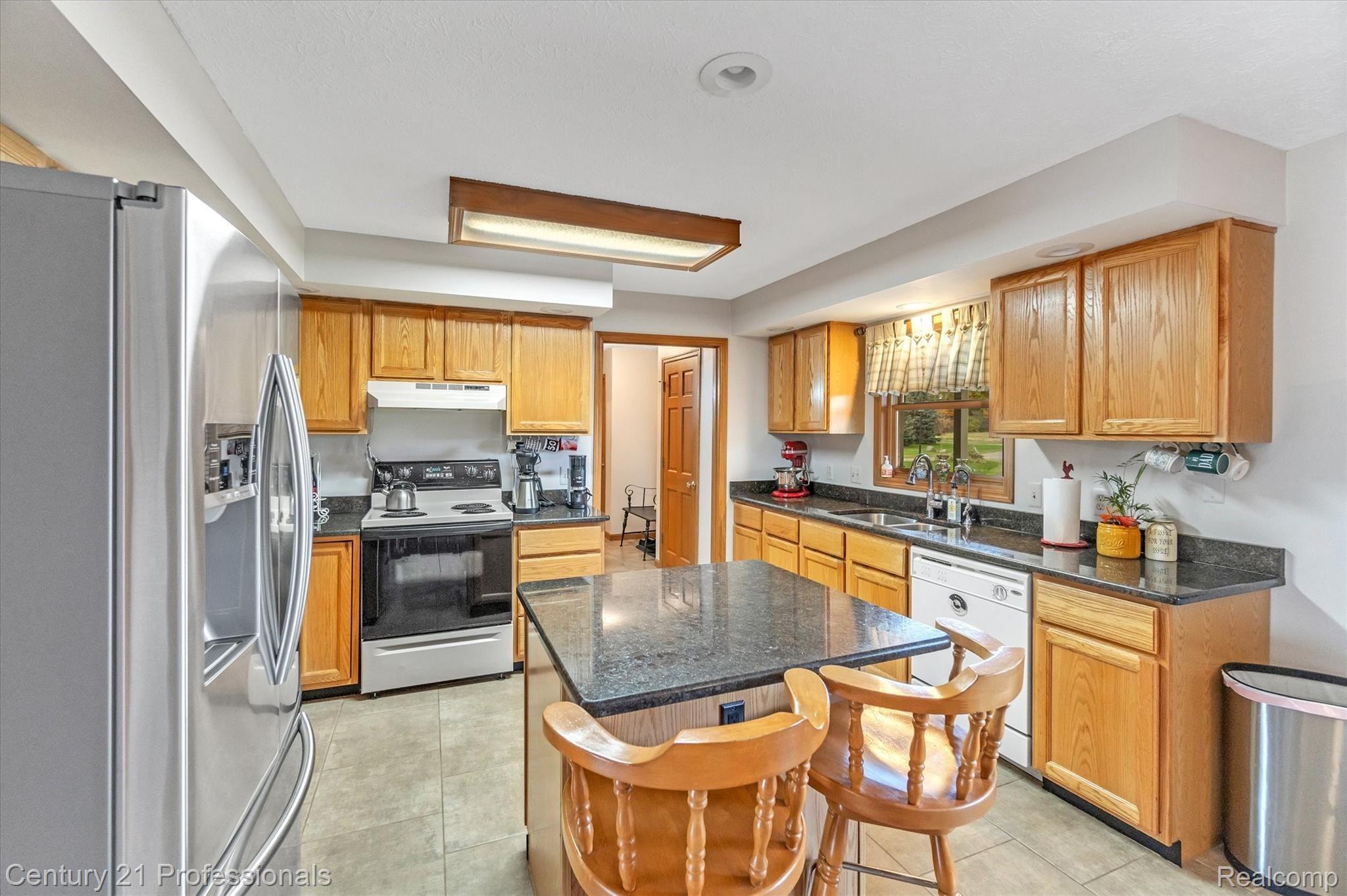 10831 Dunn Road Memphis, MI 48041 - Photo 5 of 51 07-10831-Dunn-Rd-WindowStill-Real-Estate-Photography-8.jpg