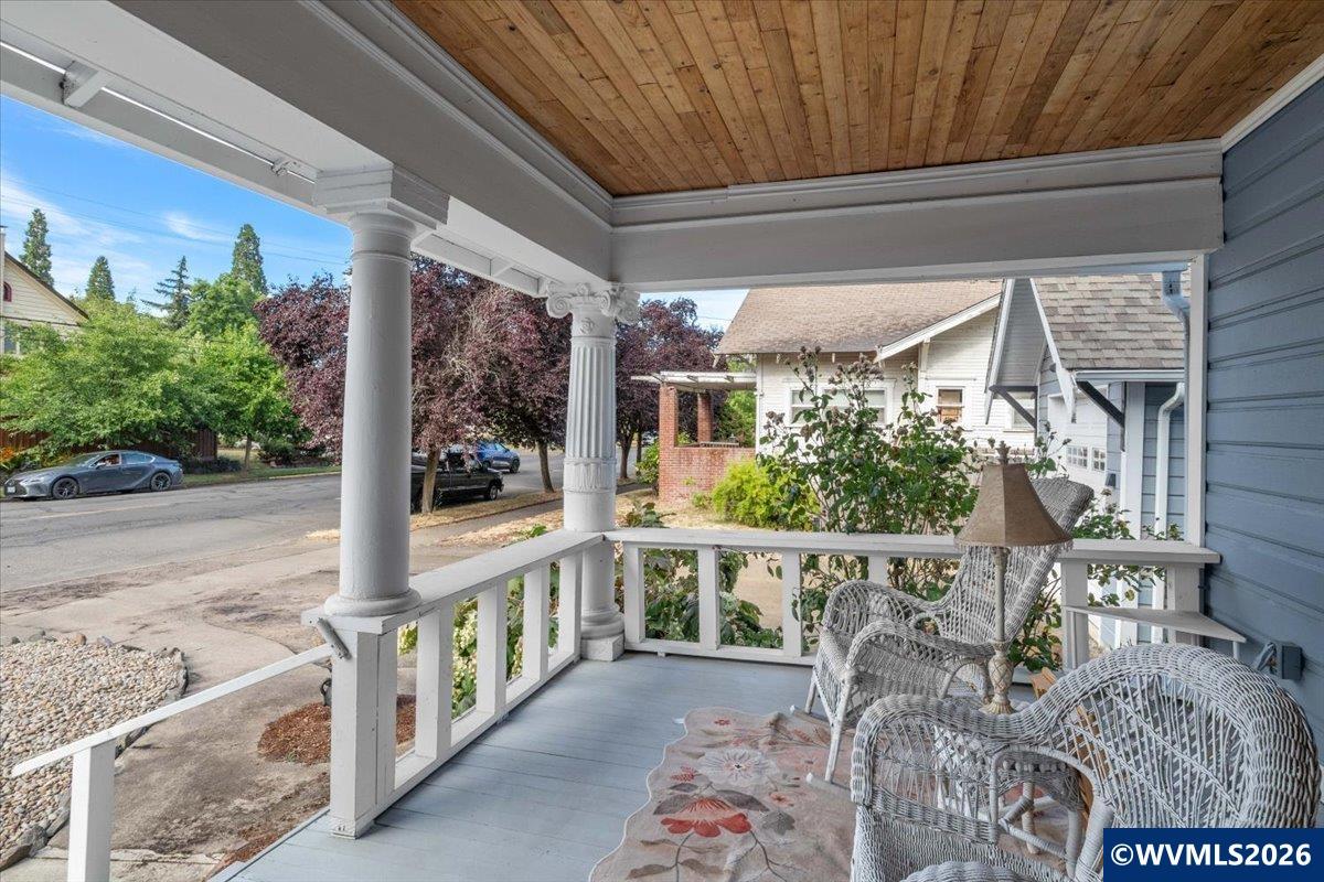 620 Southwest 9th Avenue Albany, OR 97321 - Photo 4 of 50