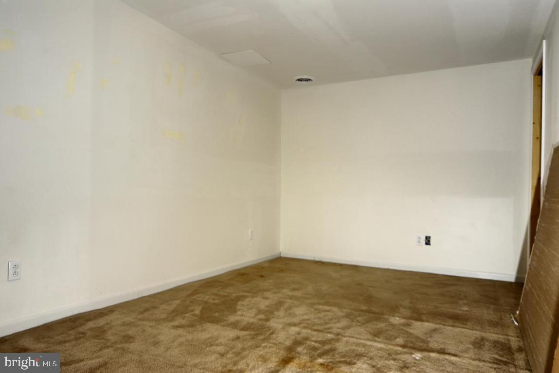 214 Wecaf Road New Holland, PA 17557 - Photo 9 of 12 Gallery Image 9