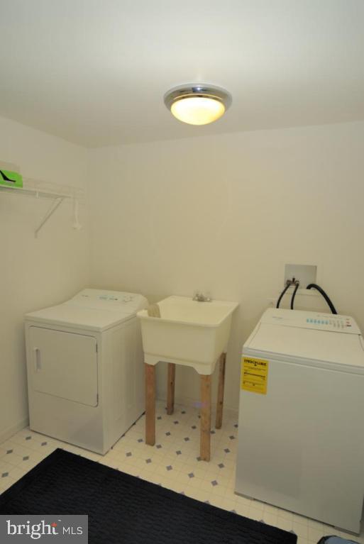 214 Wecaf Road New Holland, PA 17557 - Photo 10 of 12 Gallery Image 10