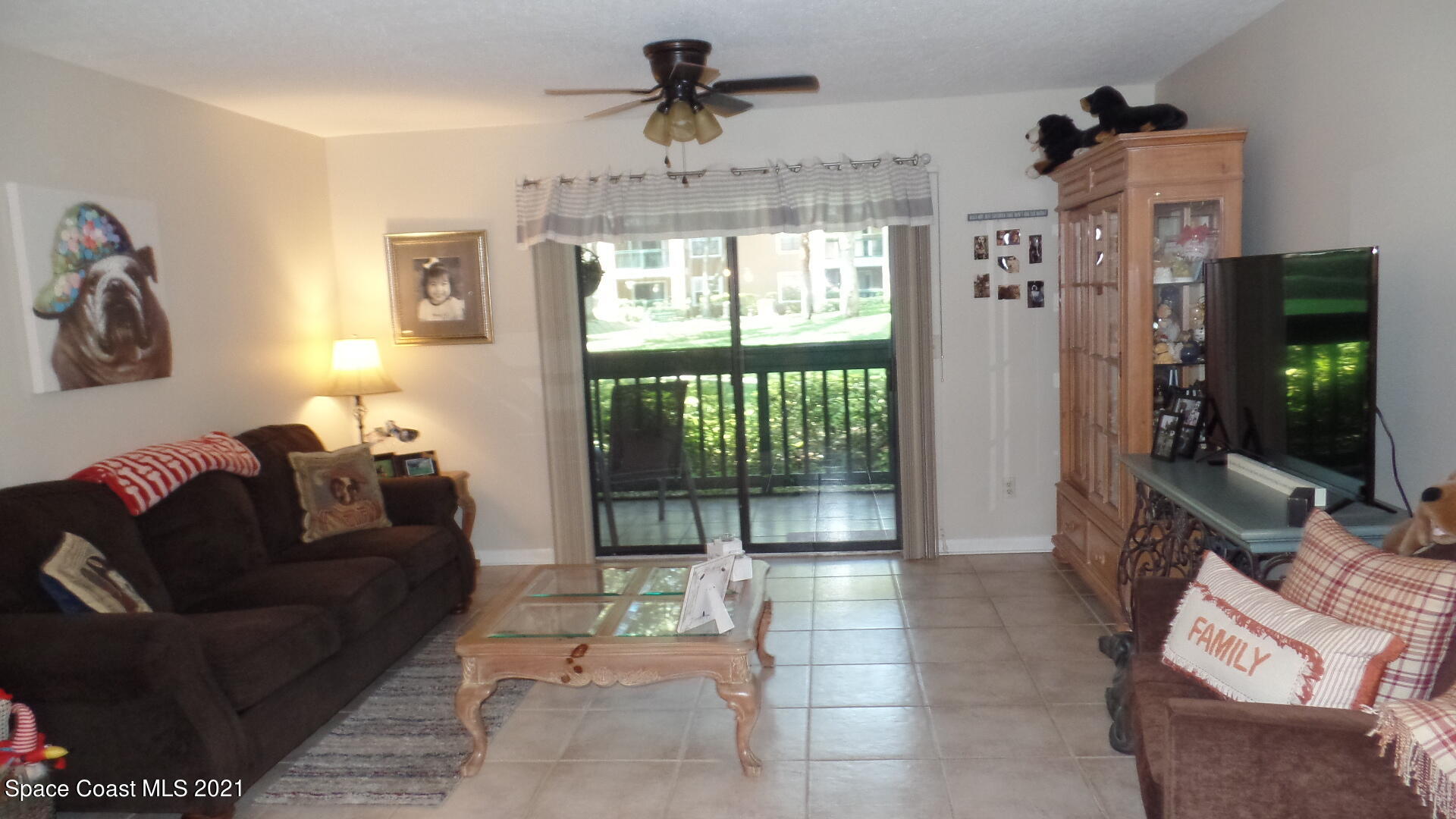 7667 North Wickham Road, Unit 1402 Melbourne, FL 32940 - Photo 6 of 22 Living Room